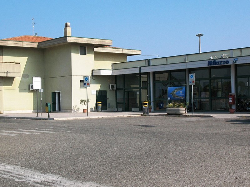 Milazzo (ME) - Opposizione chiede Consiglio straordinario su parcheggio FS vietato ai pendolari