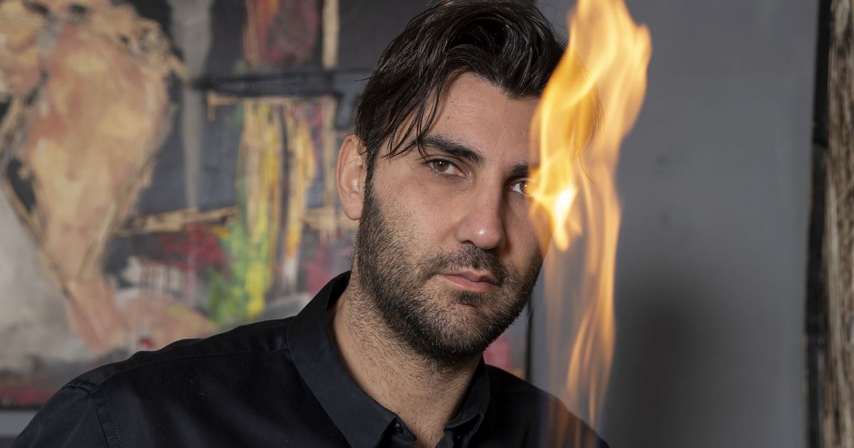 Conosco i segni de l’antica fiamma, al MacS di Catania la fisicità della pittura di Giuseppe Barilaro