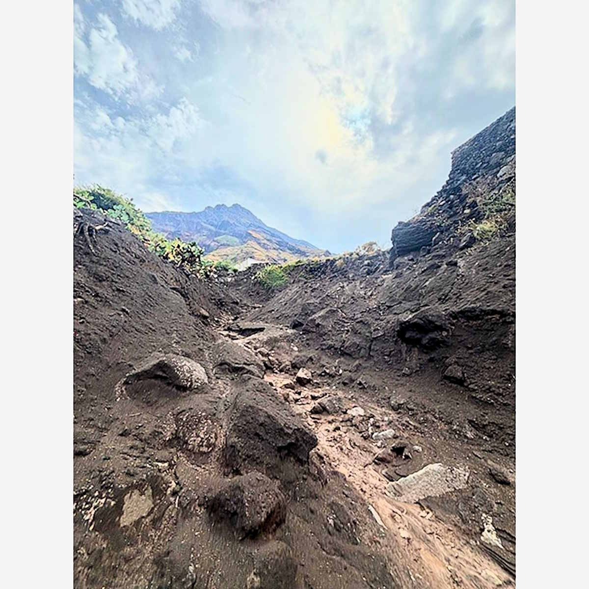 Stromboli (ME) – La comunità di Ginostra insorge dopo l’alluvione